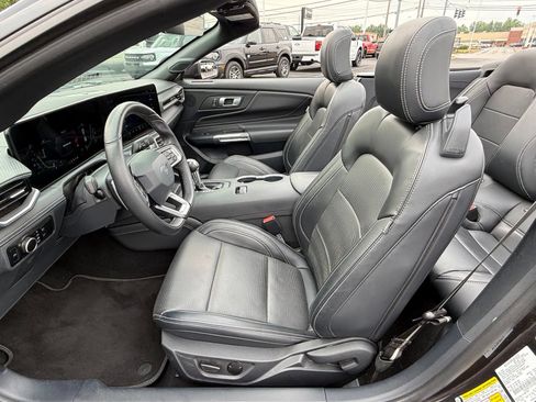 Used 2024 Ford Mustang GT Premium RWD image 13