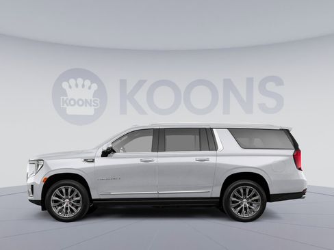 Used 2022 GMC Yukon XL Denali image 2