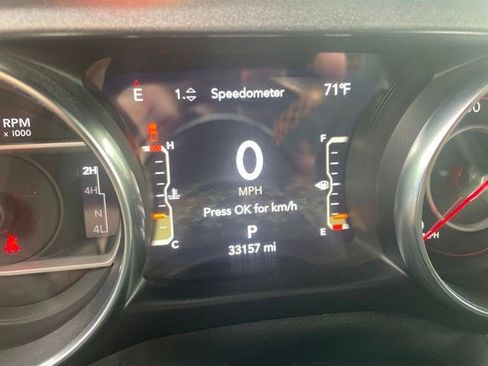 Used 2022 Jeep Gladiator Mojave w/ Cold Weather Group AWD/4WD image 5
