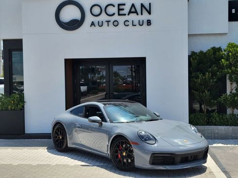 Used 2024 Porsche 911 Carrera S RWD image 25