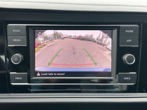 Used 2024 Volkswagen Jetta Sport image 26