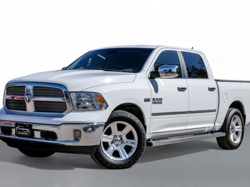 Used 2017 RAM 1500 Lone Star image 4