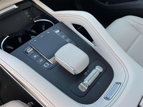 Used 2025 Mercedes-Benz GLS 450 GLS 450 image 21