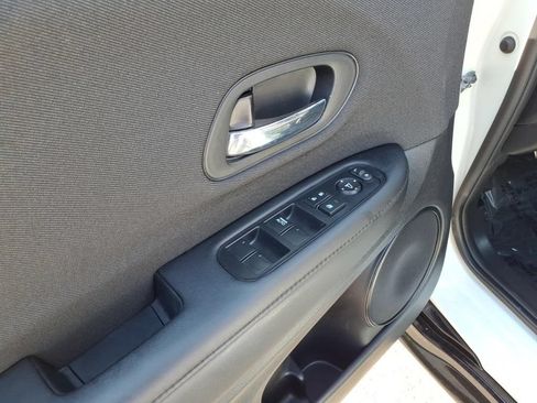 Used 2021 Honda HR-V Sport image 15