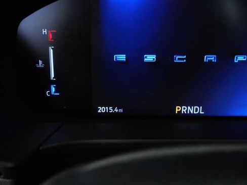 Certified 2025 Ford Escape ST-Line w/ Tech Pack #1 AWD/4WD image 17