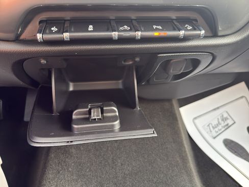 Used 2017 Chevrolet Silverado 1500 LT w/ All Star Edition image 29