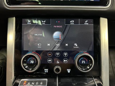 Used 2018 Land Rover Range Rover HSE image 46
