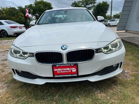 Used 2014 BMW 320i Sedan RWD image 3