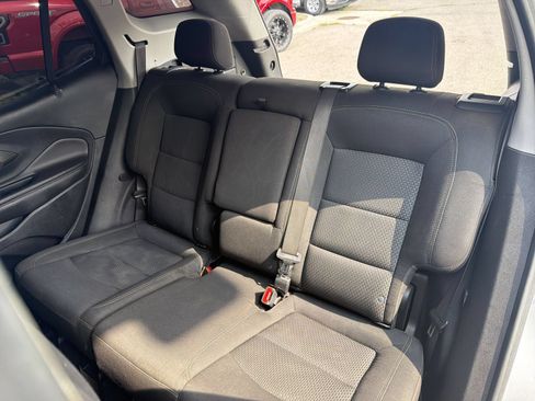 Used 2022 GMC Terrain SLE w/ Driver Convenience Package AWD/4WD image 19
