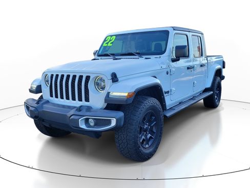 Used 2022 Jeep Gladiator Sport AWD/4WD image 3