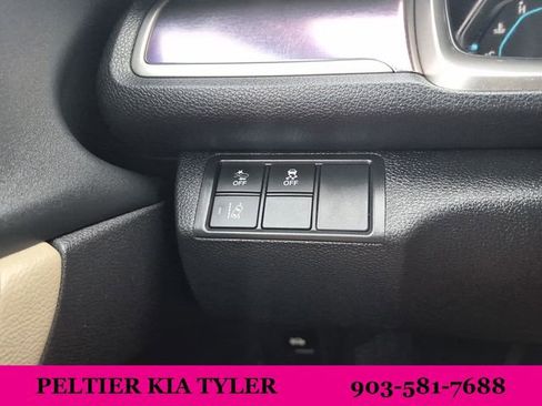 Used 2016 Honda Civic Touring image 32