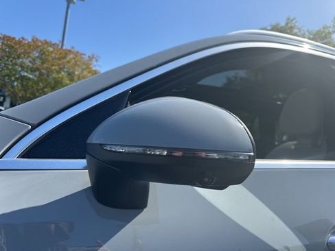 New 2026 Mercedes-Benz GLC 300 4MATIC image 11