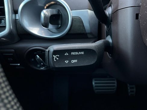 Used 2016 Porsche Cayenne GTS image 38