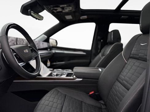 New 2026 Cadillac Escalade Platinum Sport w/ LPO, ONYX Package image 12