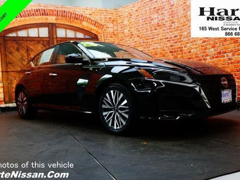 Certified 2023 Nissan Altima 2.5 SV w/ SV Premium Package AWD/4WD image 1