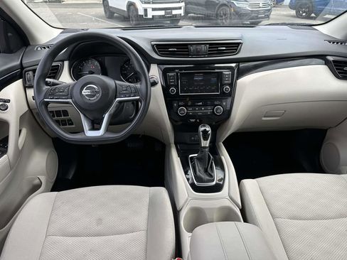 Used 2020 Nissan Rogue Sport SV AWD/4WD image 12