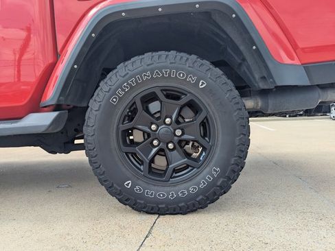 Used 2021 Jeep Gladiator Sport image 17