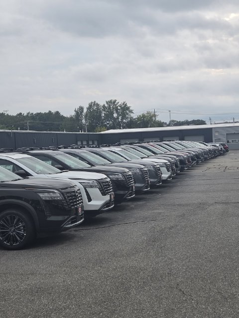 Used 2019 Nissan Pathfinder S AWD/4WD image 22