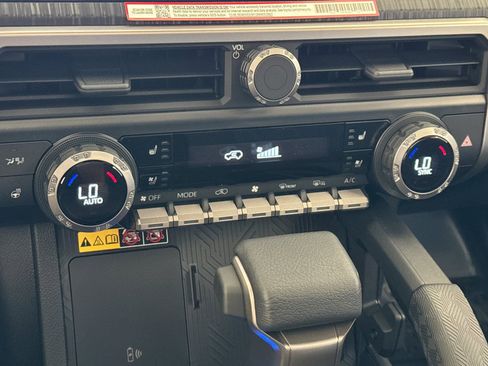 New 2025 Toyota 4Runner 4WD image 19