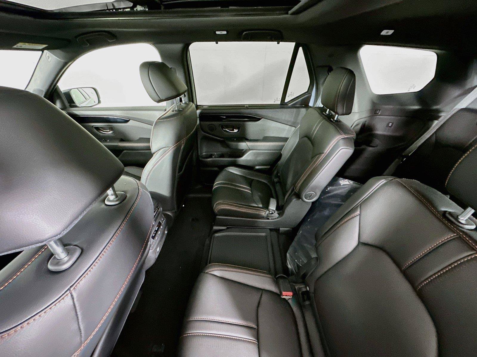 New 2026 Honda Pilot TrailSport image 11