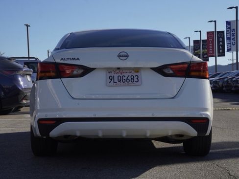 Certified 2024 Nissan Altima 2.5 S image 5