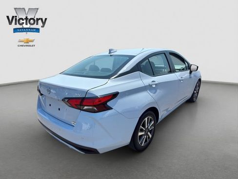 Used 2024 Nissan Versa SV FWD image 7