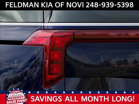 New 2026 Kia Carnival LX image 11