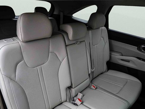 Certified 2023 Kia Sorento S image 26