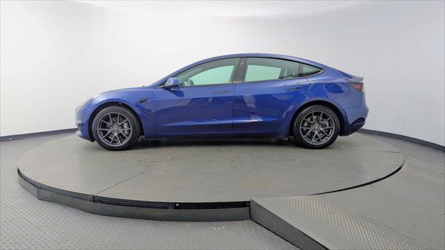 Used 2022 Tesla Model 3 RWD image 3