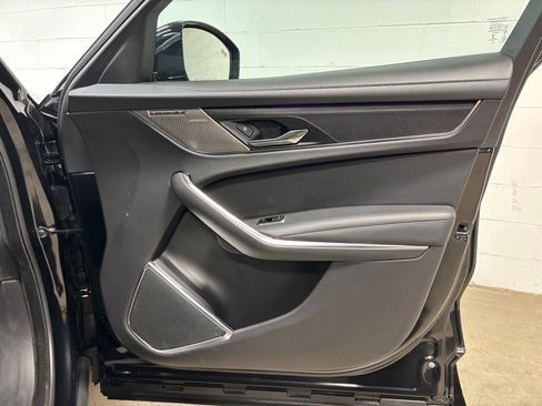 Used 2023 Jaguar F-PACE S image 33