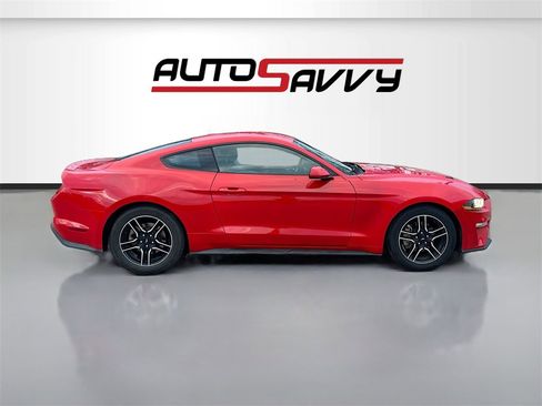 Used 2021 Ford Mustang Premium image 8
