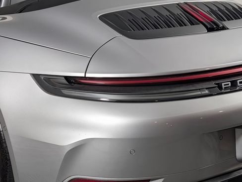 Used 2025 Porsche 911 Carrera S RWD image 16