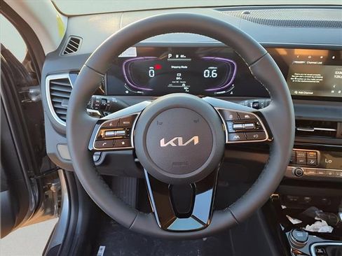 New 2026 Kia Seltos S AWD/4WD image 16