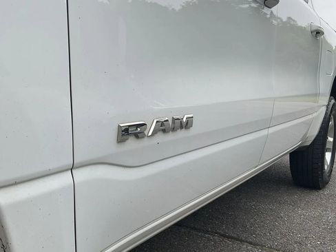Used 2019 RAM 1500 Big Horn AWD/4WD image 10