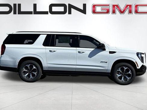 New 2026 GMC Yukon XL AT4 Ultimate AWD/4WD image 3