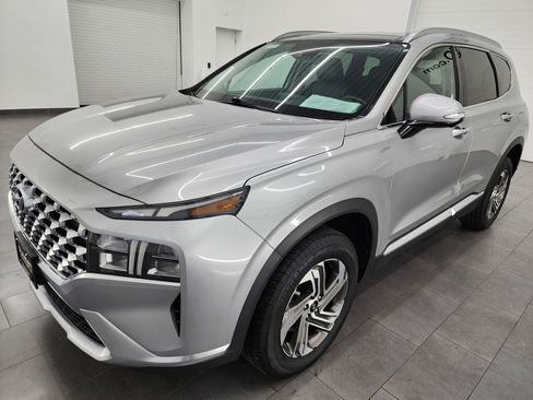 Used 2023 Hyundai Santa Fe SEL w/ Premium Package image 7