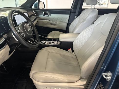 Used 2025 Kia Sorento SX Prestige AWD/4WD image 23