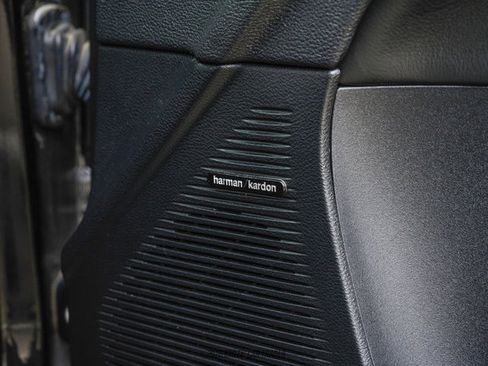 Used 2016 Dodge Challenger SRT Hellcat image 46