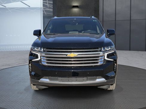 Certified 2024 Chevrolet Suburban High Country AWD/4WD image 6
