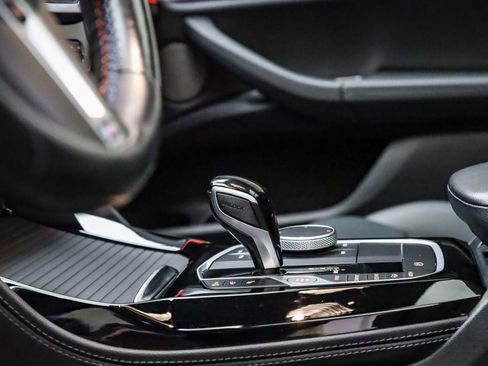 Certified 2023 BMW X4 M40i w/ Premium Package image 25