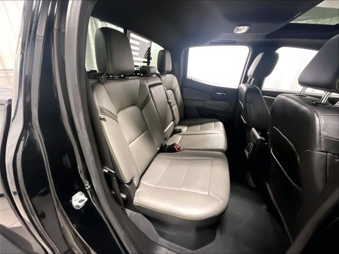 Used 2024 Chevrolet Colorado ZR2 w/ ZR2 Convenience Package III image 16