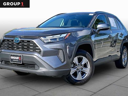 Used 2024 Toyota RAV4 XLE w/ Convenience Package AWD/4WD image 1