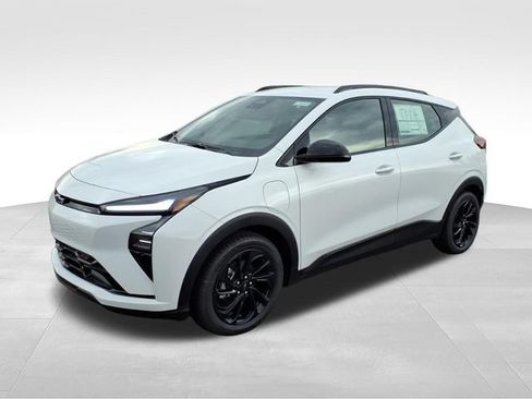 New 2027 Chevrolet Bolt RS FWD image 4