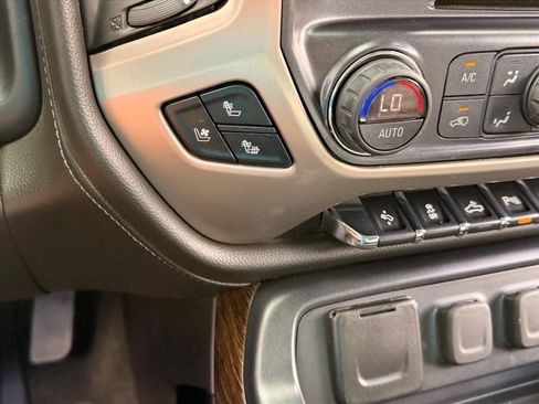 Used 2018 GMC Sierra 1500 Denali AWD/4WD image 23