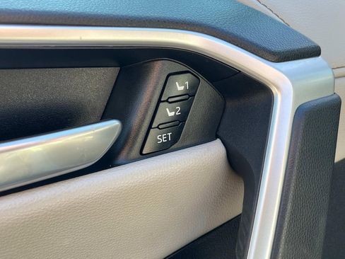 Used 2023 Toyota RAV4 Limited image 37