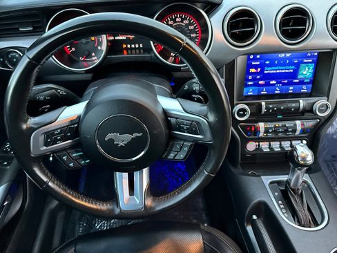 Used 2021 Ford Mustang Premium image 14