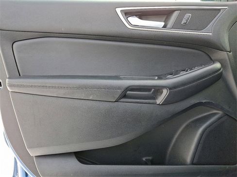 Certified 2022 Ford Edge SEL w/ Convenience Package image 11