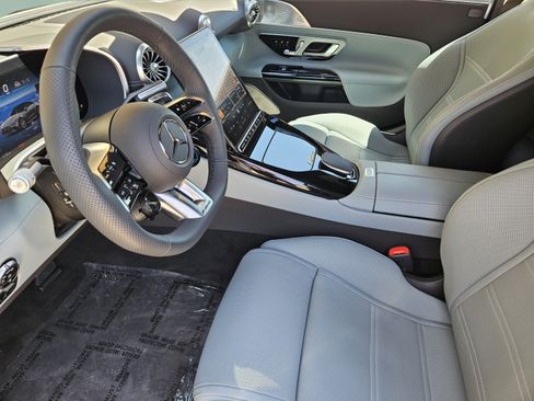 Certified 2025 Mercedes-Benz SL 55 AMG 4MATIC image 9