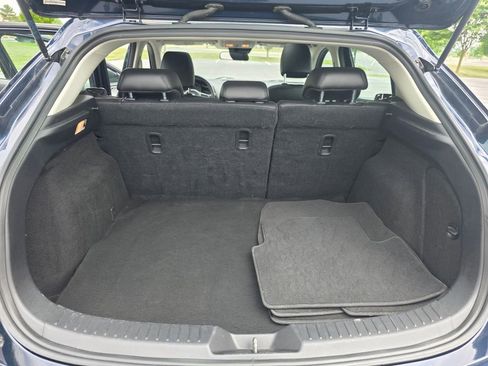 Used 2018 MAZDA MAZDA3 Touring FWD image 19