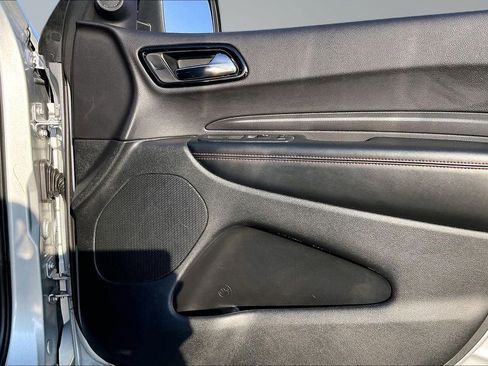Used 2025 Dodge Durango GT image 23